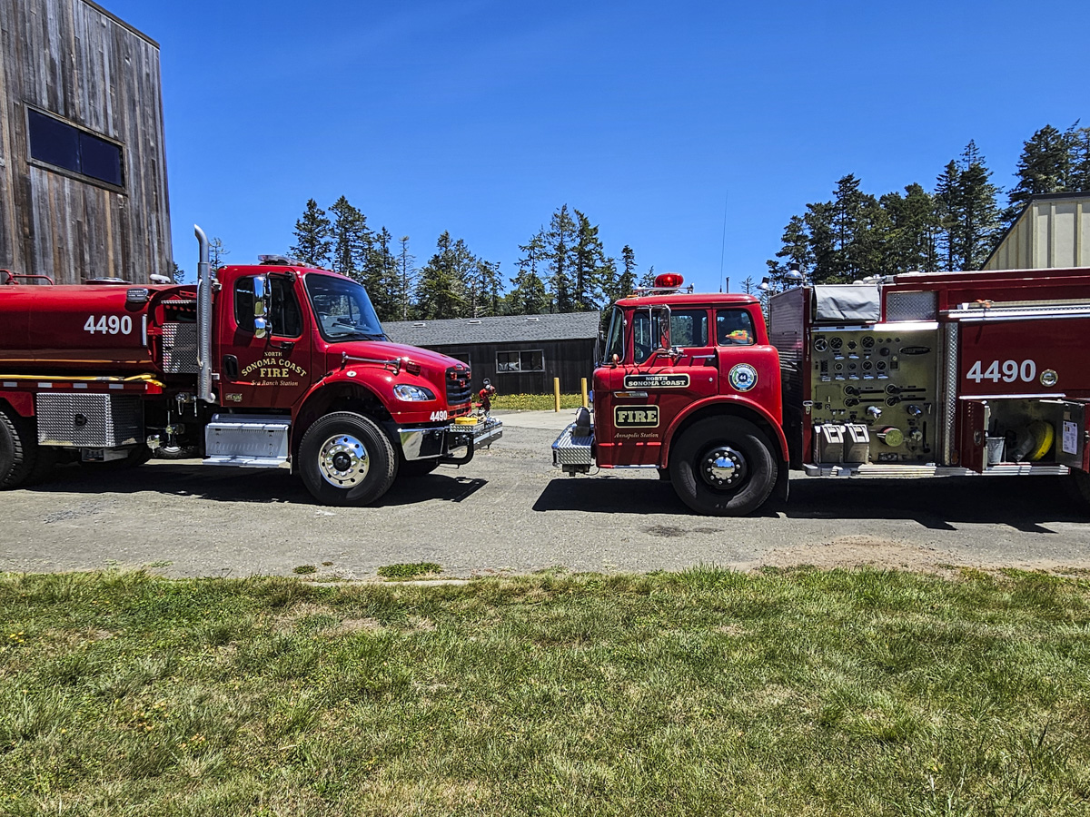 Image of old 4490 and new 4490 facing each other
