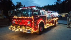 2018 lighted truck parade 4483